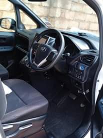 A picture of Toyota Noah 2015model. 0700327795 