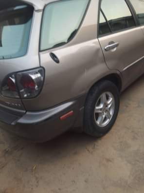 A picture of Hort DEALS SELL IT LEXUS RX300 2003model FIRST BODY FIRST