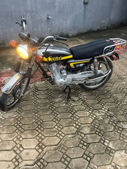 A picture of 3 months used tiger 150 Very sounds and clean nothing