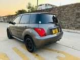 A picture of TOYOTA IST KALI