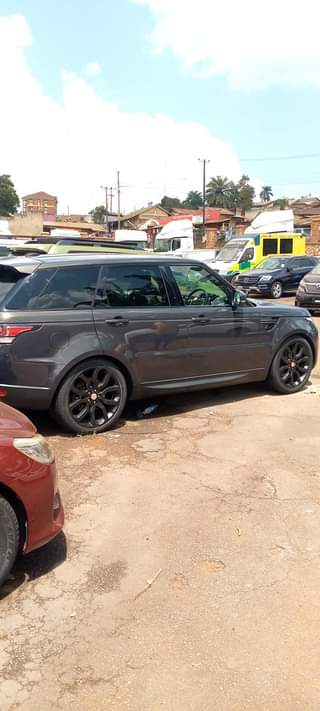 A picture of RANGE ROVER SPORT 3.5L SE