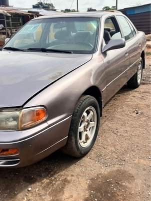 A picture of Toyota Camry Orobo 96