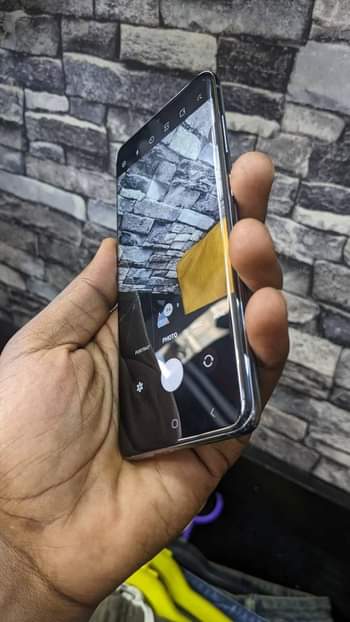 A picture of Samsung s20 5g