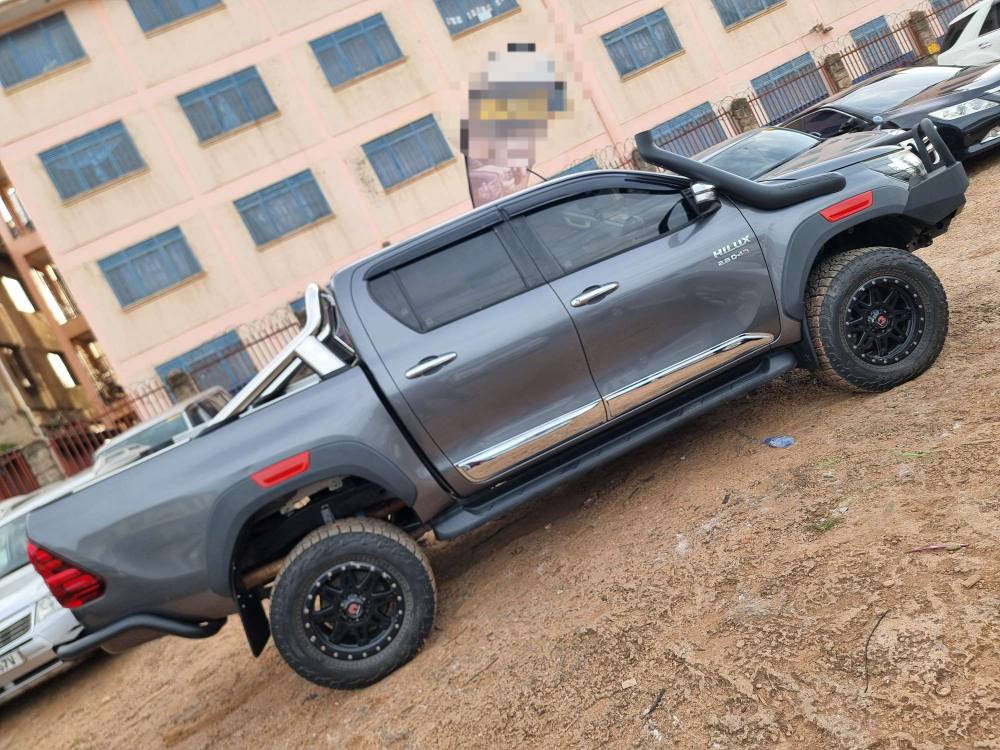 A picture of Hilux double cabin At 150m