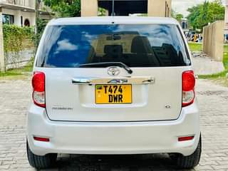 A picture of TOYOTA RUMION