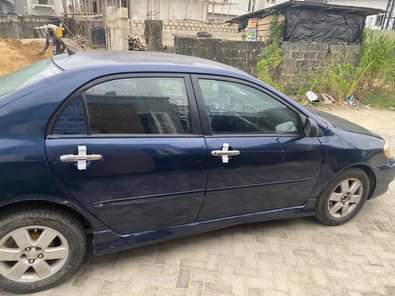 A picture of Toyota Corolla 2007 Painted Engine Ac Gear The legs are