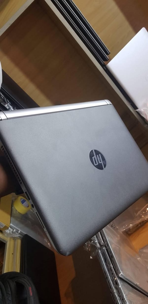 A picture of HP PROBOOK