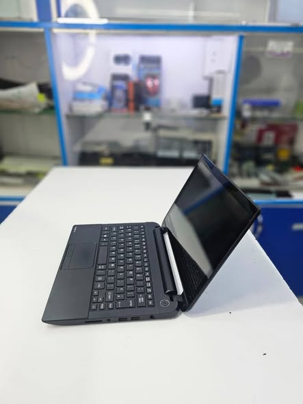 A picture of Toshiba satellite pro