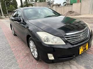 A picture of crown new model