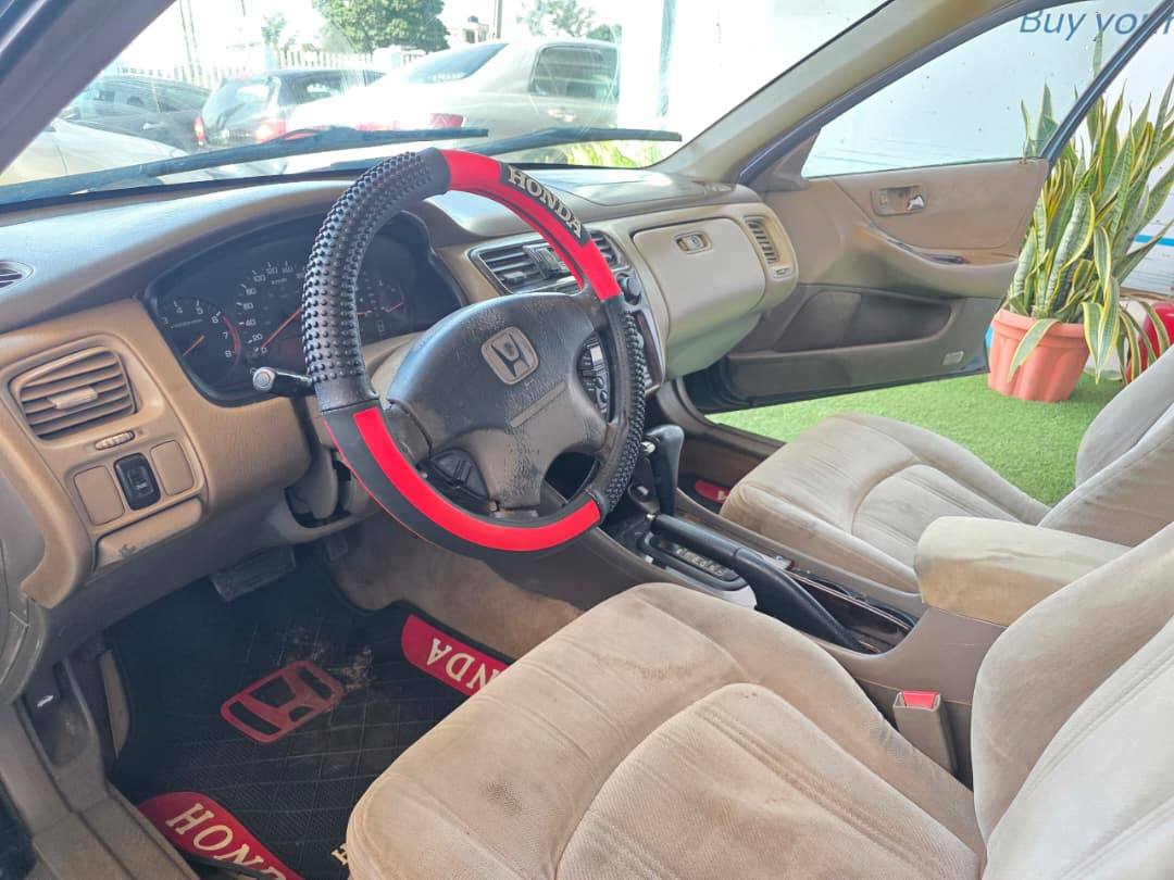 A picture of 2.3M CLEAN GRADE A HONDA ACCORD