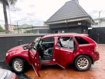 A picture of Owner in need of cash Ford edge use by a