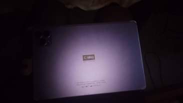 A picture of Cm8000 tab 256g 6gb ram60000mh 5g still good no cracks