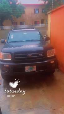 A picture of Perfectly working sequoia SUV 2006 black color. Leather seats with