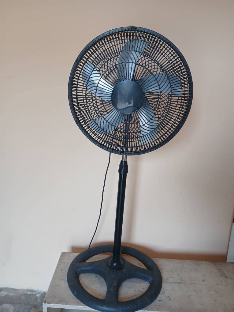 A picture of Nanunua vya MAJUMBANI NA MAOFISIN