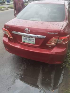 A picture of 010 model Toyota Corolla With absolutely nothing to fix Jst