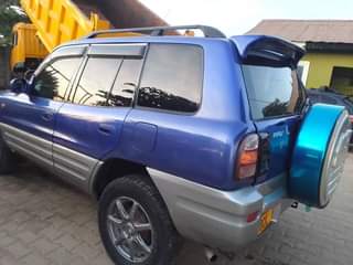 A picture of TOYOTA RAV 4