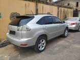 A picture of Foreign used 05 Lexus RX 330 Read description for full