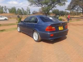 classifieds/cars bmw