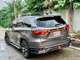 A picture of Toyota high lander
