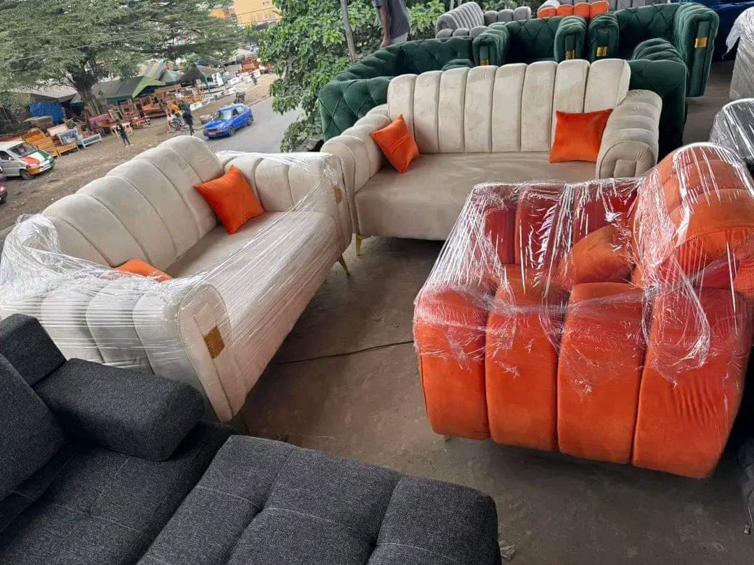 classifieds/furniture sofas