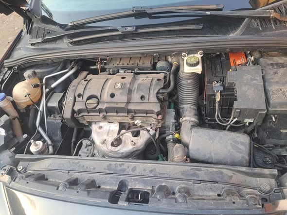 A picture of Direct Tokunbo 2011 Peugeot 308 manual drive