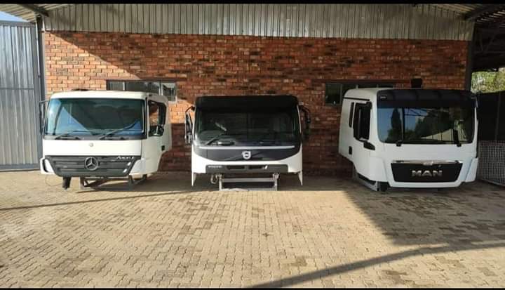 Trucks, T.