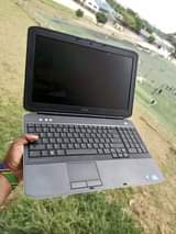 A picture of Dell core 3 Ram 8gb hdd 500gb procesor 2 50ghz