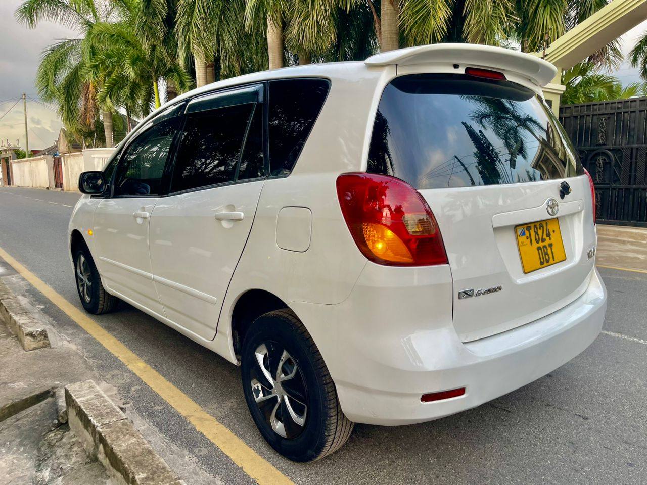 A picture of Toyota Spacio Engine 1NZ Cc 1490 Year 2004 Price 9