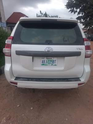 A picture of Toyota prado 2014 on belt first body untemper engine and