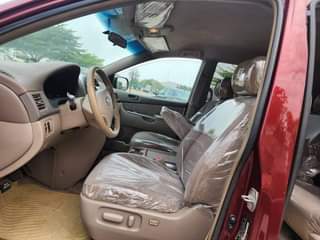 A picture of Direct Belgium 2006 Toyota Sienna