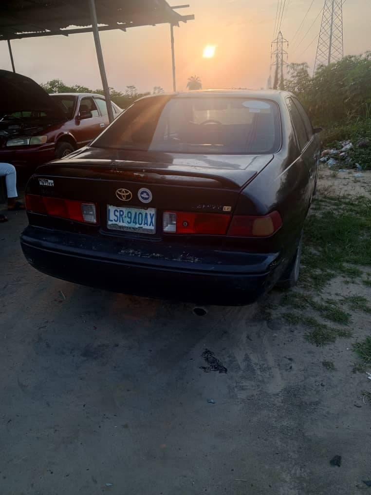 A picture of SMARTAUTOS Toyota Camry drop light Sound Engine untouched Gear transmission