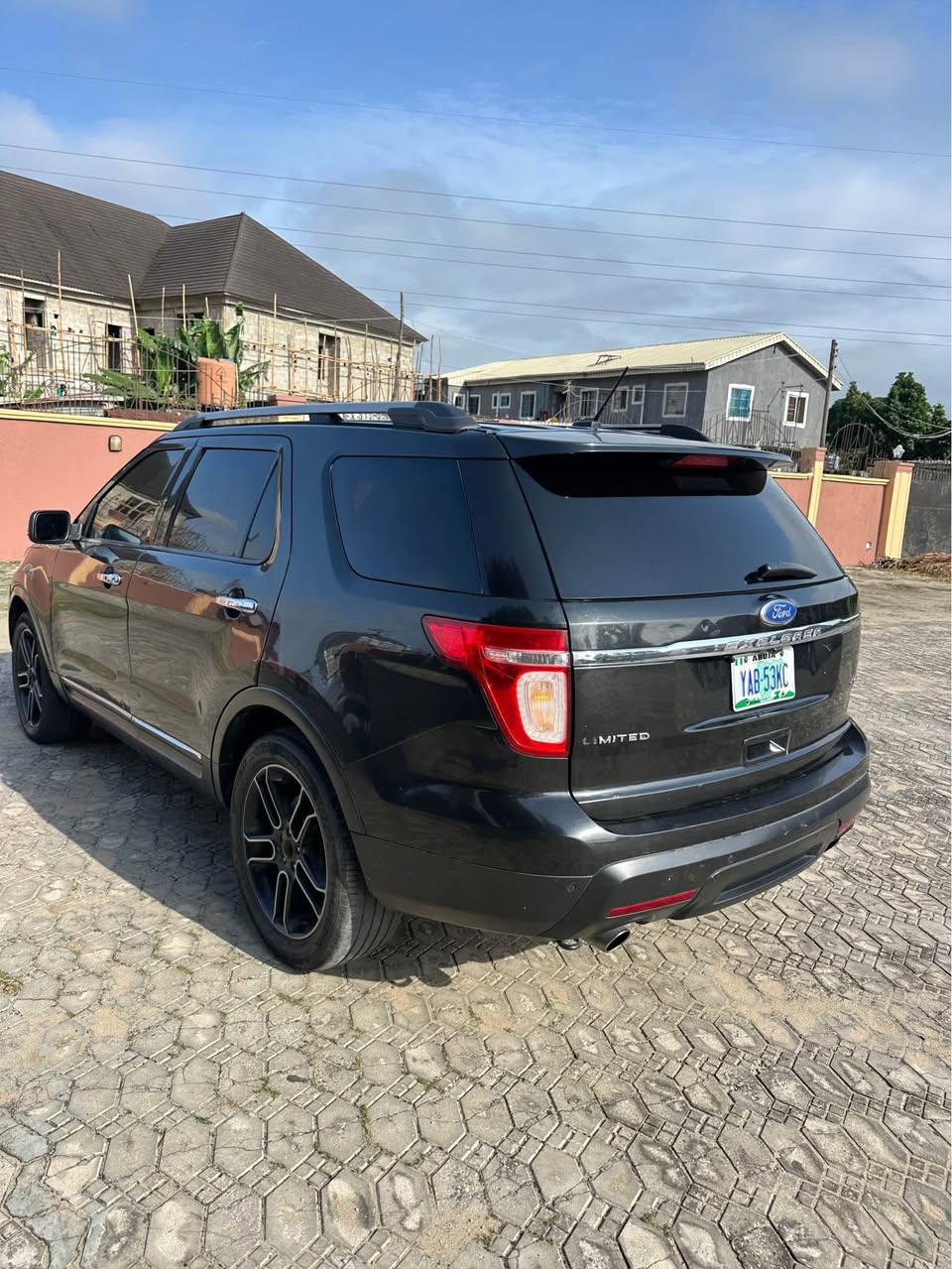 A picture of 07066194736 1st body pan