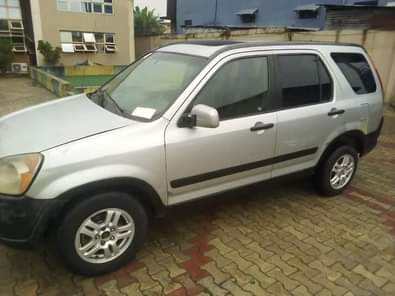 A picture of Honda CR V 03 04 Pure first body Silent engine