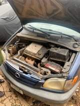 A picture of AWOOF AWOOF TOYOTA SIENNA 2002