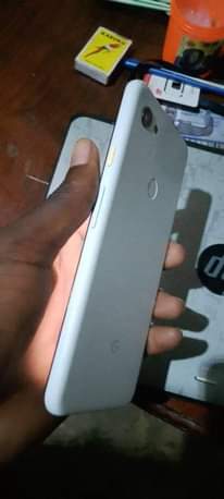 A picture of Pixel 3 xl