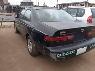A picture of 2000 Toyota Camry