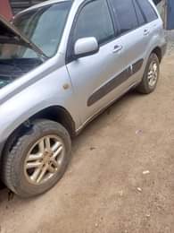 A picture of Toyota RAV4 04 model baked on first body engine and