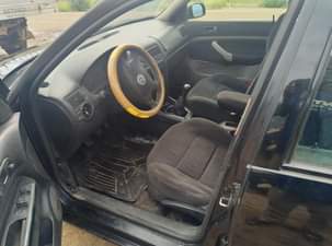 A picture of Volkswagen Golf 4