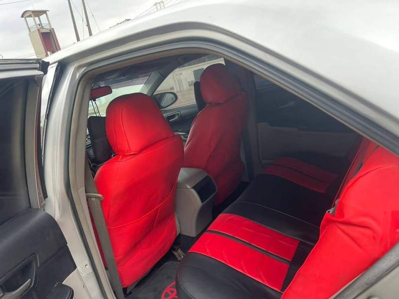A picture of GOOD DEAL PRICE SPLASH NEATLY USED TOYOTA CAMRY LE 2012