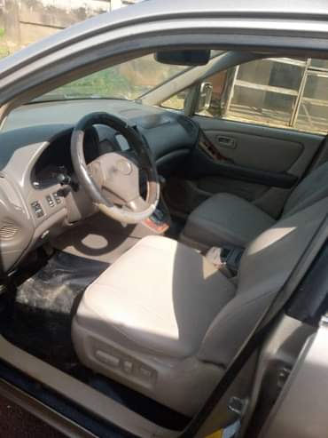A picture of RX 300 Lexus Fix d AC Engine 100 Gear 100