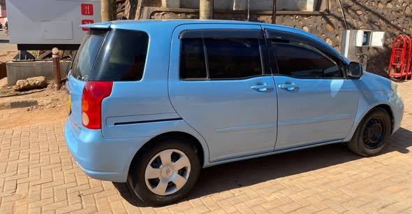used toyota raum