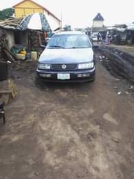 A picture of This vehicle is available for sale is tokunbo standard everything