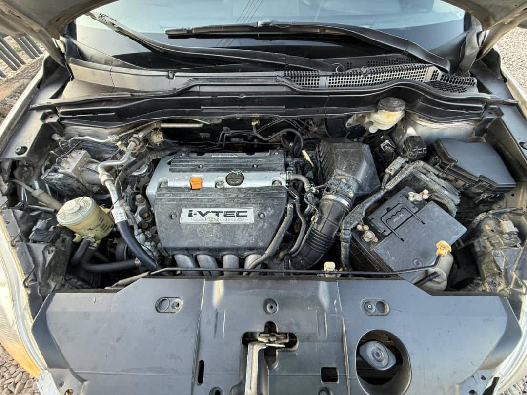 A picture of EXTREMELY DISTRESS SALE HONDA CRV 2008 MODEL ENGINE GEAR AC