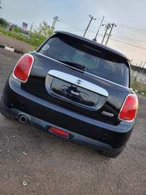 A picture of Mini Cooper 2015