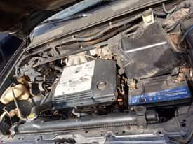 A picture of Toyota highlander 2004 V6 blue 090 67232558