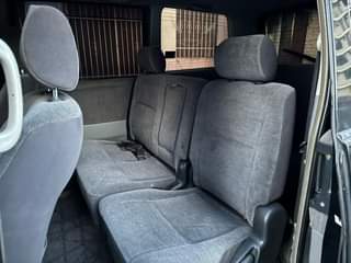 A picture of NOAH NEW SHAPE KALI SANA HAINA SHIDA YOYOTE PRICE 8