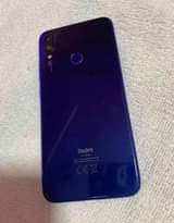 A picture of Redmi note 7 with 128gb