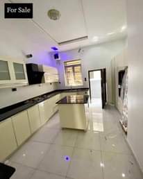 A picture of 110 000 000 million naira House For Sale at Oral