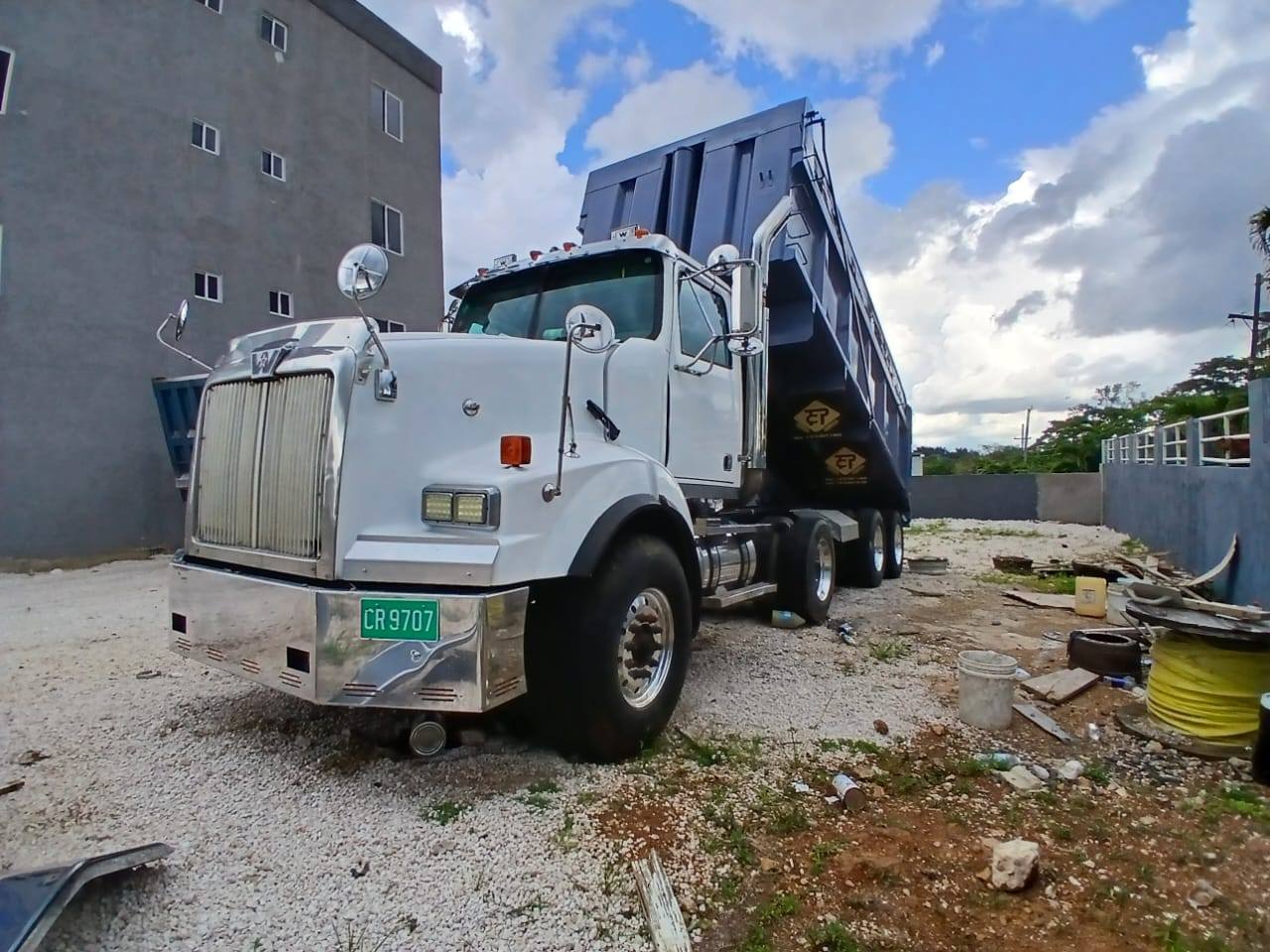 trucks