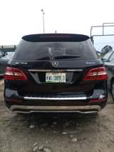 A picture of 2014 MERCEDES BENZ Ml350